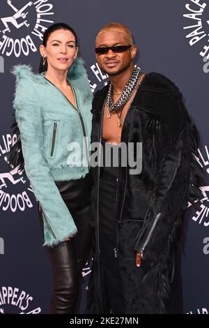 London, Großbritannien. 9. November 2022. Liberty Ross und Usher bei der Eröffnung von Flipper's Roller Boogie Palace im Westen Londons. Bilddatum: Mittwoch, 9. November 2022. Bildnachweis sollte lauten: Matt Crossick/Empics/Alamy Live News Stockfoto