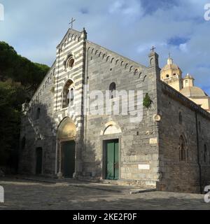 Kirche von San Lorenzo, Porto Venere (Portovenere), Italien Stockfoto