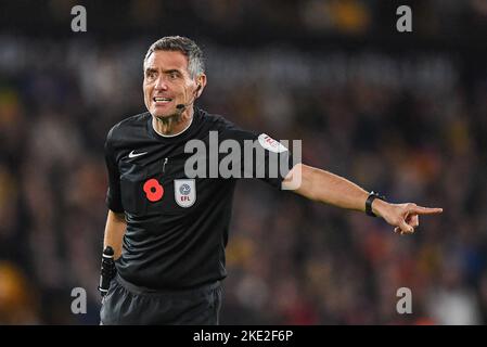 Wolverhampton, Großbritannien. 09.. November 2022. Andre Marriner, Schiedsrichter beim Carabao Cup Spiel Wolverhampton Wanderers vs Leeds United in Molineux, Wolverhampton, Großbritannien, 9.. November 2022 (Foto von Mike Jones/News Images) in Wolverhampton, Großbritannien am 11/9/2022. (Foto von Mike Jones/News Images/Sipa USA) Quelle: SIPA USA/Alamy Live News Stockfoto