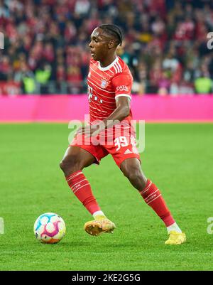 Mathys Tel, FCB 39 im Spiel FC BAYERN MÜNCHEN - SV WERDER BREMEN 6-1 1.Deutsche Fußballliga am 8. November 2022 in München, Deutschland. Saison 2022/2023, Spieltag 14, 1.Bundesliga, FCB, München, 14.Spieltag © Peter Schatz / Alamy Live News - die DFL-VORSCHRIFTEN VERBIETEN DIE VERWENDUNG VON FOTOGRAFIEN als BILDSEQUENZEN und/oder QUASI-VIDEO - Stockfoto