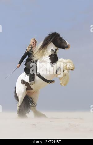 Frau mit Irish Tinker Stockfoto