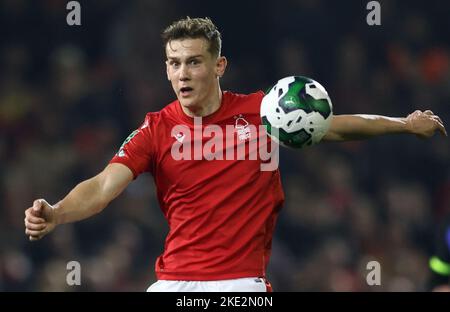 Nottingham, England, 9.. November 2022. Ryan Yates aus Nottingham Forest während des Carabao Cup-Spiels auf dem City Ground in Nottingham. Bildnachweis sollte lauten: Darren Staples / Sportimage Stockfoto