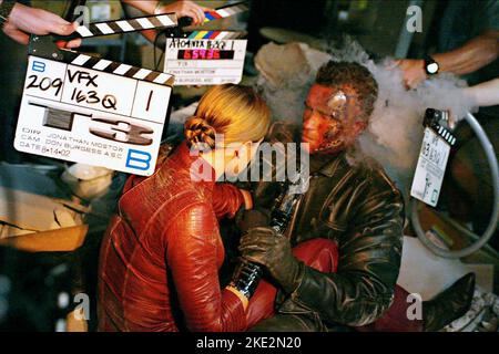 TERMINATOR 3: RISE OF THE MACHINES, KRISTANNA LOKEN, ARNOLD SCHWARZENEGGER, 2003 Stockfoto