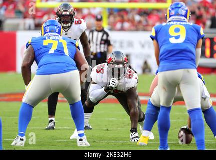 6. November 2022; Tampa, FL USA; Tampa Bay Buccaneers Defensive Tackle Rakeem Nunez-Roches (56) während eines NFL-Spiels im Raymond James Stadium. Die Buccaneers schlugen die Rams mit 16:13. (Steve Jacobson/Image of Sport) Stockfoto