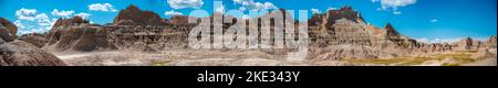 Panorama-HDR-Skyline des Badlands National Park in South Dakota, USA Stockfoto