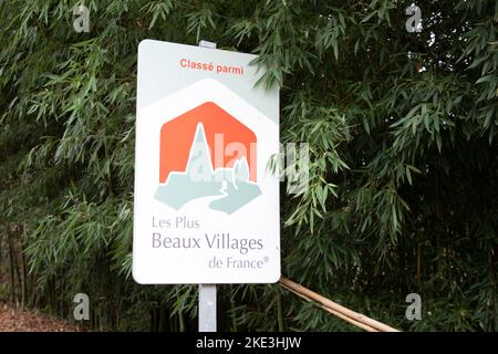 Sarlat , Aquitaine Frankreich - 11 02 2022 : les plus beaux Villages de France Logo Text Label und Marke Zeichen in französisch für alte schönsten Dörfer ein Stockfoto