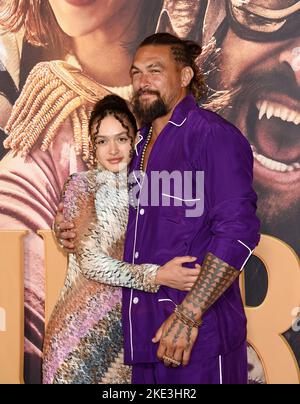 Lola Iolani Momoa und Jason Momoa kommen bei der „Slumberland“-Premiere in Los Angeles an, die am 9. November 2022 im AMC Century City in Century City, CA, stattfand. © Janet Gough / AFF-USA.COM Stockfoto