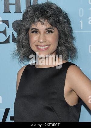 Los Angeles, USA. 09.. November 2022. Ashly Burch kommt zur Premiere der MYTHISCHEN QUEST-Saison 3 von Apple TV, die am Mittwoch, dem 9. November 2022, im Linwood Dunn Theatre in Los Angeles, CA, stattfand. (Foto: Sthanlee B. Mirador/Sipa USA) Quelle: SIPA USA/Alamy Live News Stockfoto