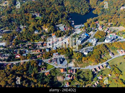 Luftaufnahme des Sovata Resorts - Rumänien im Herbst Stockfoto