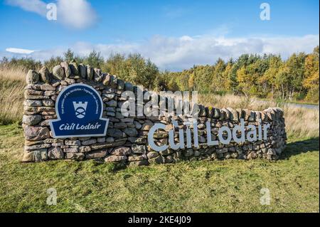 Das Bild zeigt den Eingang zum Schlachtfeld des Culloden Moor in der Nähe von Inverness, wo Bonnie Prince Charley 1746 eine verlorene Schlacht mit den Engländern führte Stockfoto