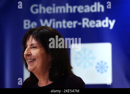 Die Chefin für Forecasting bei Met Eireann Evelyn Cusack sprach beim Start der Informationskampagne „Be Winter Ready“ 2022-2023 im Office of Emergency Planning in Dublin. Bilddatum: Donnerstag, 10. November 2022. Stockfoto