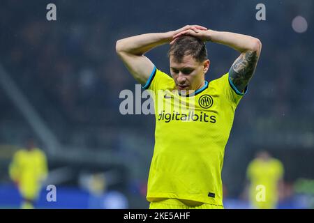 Mailand, Italien. 09.. November 2022. Nicolo Barella vom FC Internazionale reagiert während eines Fußballspiels zwischen dem FC Internazionale und dem FC Bologna in der Serie A 2022/23 im Giuseppe-Meazza-Stadion in Mailand. Endergebnis: Inter 6 - 1 Bologna Credit: SOPA Images Limited/Alamy Live News Stockfoto