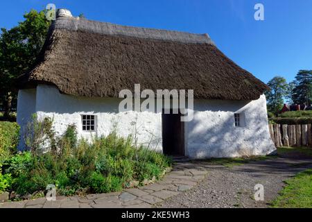 Nant Wallter Cottage, St Fagans National Museum of History /Amgueddfa Werin Cymru, Cardiff, South Wales, Großbritannien. Stockfoto