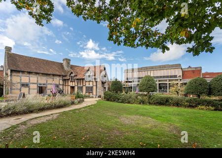 Geburtsort von William Shakespeare und Besucherzentrum in der Henly Street, Stratford-upon-Avon, Warwickshire, Großbritannien, am 8. November 2022 Stockfoto