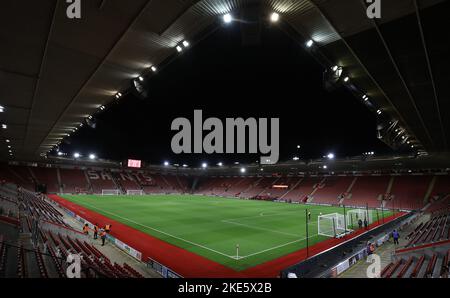 Southampton, England, 9.. November 2022. Eine allgemeine Ansicht des Stadions während des Carabao Cup-Spiels im St. Mary's Stadium, Southampton. Bildnachweis sollte lauten: Paul Terry / Sportimage Stockfoto