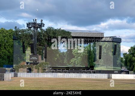 BST Hyde Park Bühne mit Tarnverkleidung Stockfoto