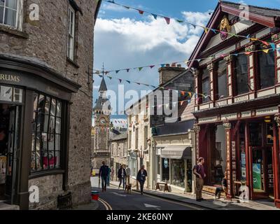 Buchhandlung und Uhrturm, Hay-on-Wye, Powys, Wales Stockfoto