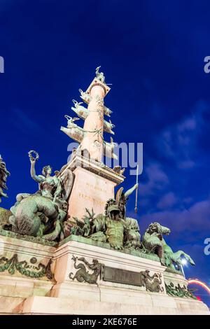 Wien, Wien: Praterstern-Platz, Säule von Admiral Wilhelm von Tegetthoff 02. Leopoldstadt, Wien, Österreich Stockfoto