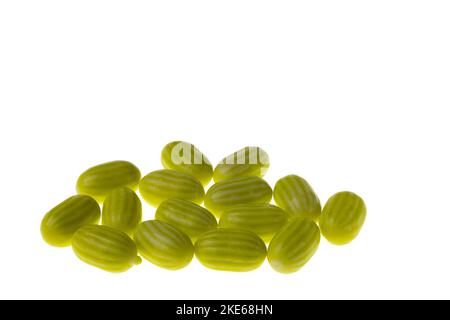 Nahaufnahme von Kaugummi in Form von Melonen auf weißem Hintergrund isoliert. Stockfoto