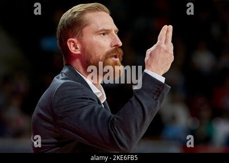 2022/23 DBB BBL | FC Bayern München gegen medi bayreuth. MASELL Lars (medi bayreuth Headcoach) Stockfoto