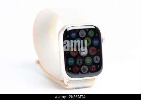 New york, USA - 8. November 2022: Apple Smartwatch Screen App isoliert Nahaufnahme Stockfoto