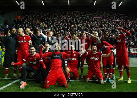 Beveren, Belgien, 10. November 2022, Antwerpens Spieler feiern am Donnerstag, dem 10. November 2022, im Finale des belgischen Pokals 1/16, ein Fußballspiel zwischen SK Beveren (1B) und dem Royal Antwerp FC in Beveren. BELGA FOTO DAVID PINTENS Stockfoto