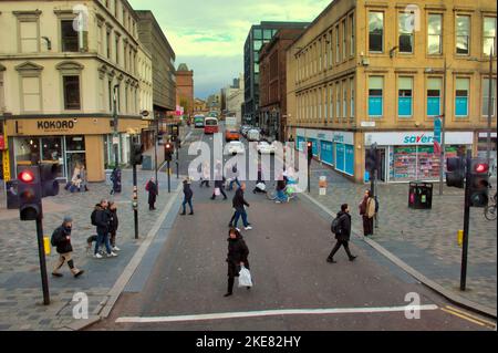 Die am meisten mit Kohlenmonoxid verschmutzte Straße in der Stadt Hope Street Glasgow, Schottland, Großbritannien Stockfoto