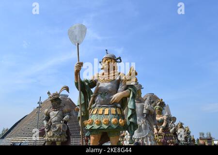 Mailand, Italien - 29. Juni 2015: Statue von Fornaro - Bäcker in einer Gruppe von Statuen der Food People von Dante Ferretti auf der Expo Milano 2015. Stockfoto