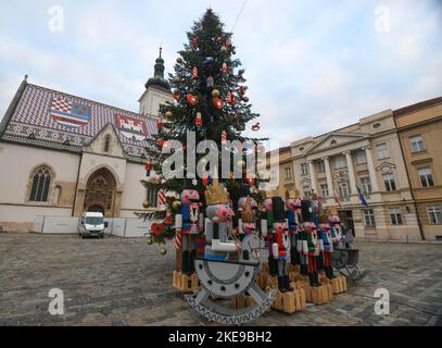 Advent in Zagreb 2021-22. Markuskirche, Zagreb, Kroatien Stockfoto