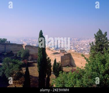 FORTALEZA CONSTRUIDA EN TIEMPOS DE YUSUF I EN EL S XIV LAGE: CASTILLO DE GIBRALFARO. Malaga. SPANIEN. Stockfoto