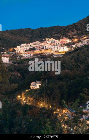 raito, amalfi Küstendorf am Meer Stockfoto