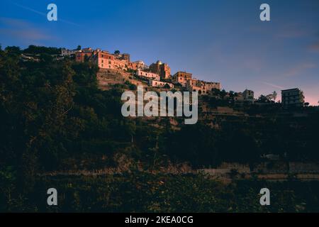 raito, amalfi Küstendorf am Meer Stockfoto