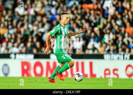 Sergio Canales von Real Betis während des Fußballspiels der spanischen Meisterschaft La Liga zwischen Valencia CF und Real Betis Balompie am 10. november 2022 im Mestalla-Stadion in Valencia, Spanien - Foto: Ivan Terron/DPPI/LiveMedia Stockfoto