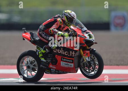 Mandalika. 11.. November 2022. Alvaro Bautista von Aruba.it Racing - Ducati fährt am 11. November 2. 2022 während des freien Trainings der WorldSBK 2022 Pirelli Indonesian Round auf dem Mandalika Circuit, Mandalika in der Provinz West Nusa Tenggara in Indonesien. Quelle: Veri Sanovri/Xinhua/Alamy Live News Stockfoto