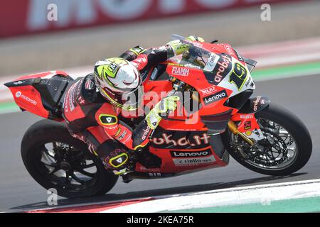 Mandalika. 11.. November 2022. Alvaro Bautista von Aruba.it Racing - Ducati fährt am 11. November 1. 2022 während des freien Trainings der WorldSBK 2022 Pirelli Indonesian Round auf dem Mandalika Circuit, Mandalika in der Provinz West Nusa Tenggara in Indonesien. Quelle: Veri Sanovri/Xinhua/Alamy Live News Stockfoto