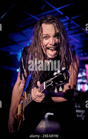 US Rock Legends SKID ROW, Live-Auftritt in Hard Rock Hell XV, November 2022, Fotos von John Lambeth. Stockfoto