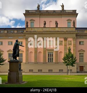 Berliner Staatsoper unter den Linden mit Bebelplatz und Bluecher-Denkmal, Deutschland, Berlin Stockfoto