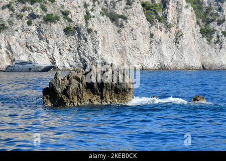 I Faraglioni, Capri, Italien Stockfoto