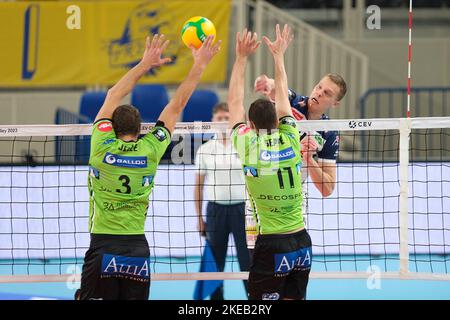 Trento, Italien, 10. November 2022ITAS Trentino VS Decospan VT Menen gültig für den ersten Tag des CEV Männer Volleyball Champions League 2022 - Pool D Turniers am 10. November 2022 in der BLM Group Arena in Trient, Stockfoto