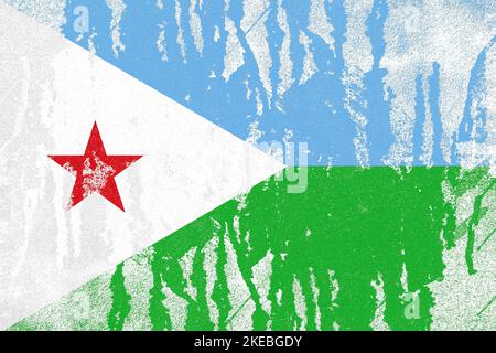 Dschibuti-Flagge auf alten Betonwand Hintergrund gemalt Stockfoto