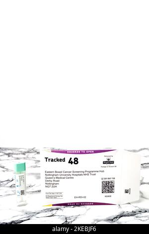 Darmkrebs-Screening-Kit für den Heimgebrauch. Stockfoto
