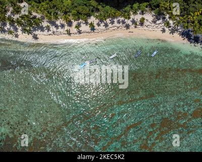 Nordamerika, Karibik, Großantillen, Hispaniola Island, Dominikanische Republik, Sama, Las Galerien, Luftaufnahme Playa Frontón Stockfoto
