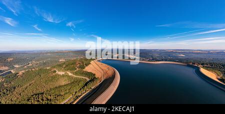 Deutschland, Thüringen, Goldenthal, oberes Becken, größtes Pumpspeicherkraftwerk in Deutschland, Wald, Berge, Übersicht, Luftbild, Panoramafoto Stockfoto