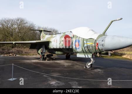 York.Yorkshire.Vereinigtes Königreich.Februar 16. 2022.Ein Jagdflugzeug des Gloster Javelin ist im Yorkshire Air Museum ausgestellt Stockfoto