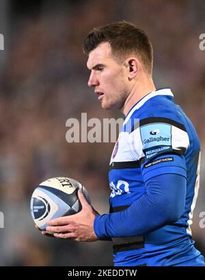 Bath, Somerset, Großbritannien. 11.. November 2022. 11.. November 2022, The Recreation Ground, Bath, Somerset, England; Gallagher Premiership Rugby, Bath versus Leicester Tigers; Ben Spencer of Bath Credit: Action Plus Sports Images/Alamy Live News Stockfoto