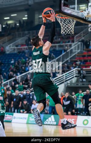 Athen, Lombardei, Griechenland. 12.. November 2022. 37 MATEUSZ PONITKA.of Panathinaikos während der Euroleague, Runde 7, Spiel zwischen Panathinaikos Athens und Cazoo Baskonia im OAKA-Stadion am 11. November 2022 in Athen, Griechenland. (Bild: © Stefanos Kyriazis/ZUMA Press Wire) Stockfoto