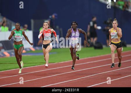 Daryll Neita, Gina Luckenkemper, Geraldine Frey, Lorene Bazolo. 100m Frauen Halbfinale. Europameisterschaften München 2022 Stockfoto