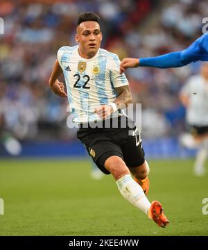 01 Jun 2022 - Italien gegen Argentinien - Finalissima 2022 - Wembley-Stadion der argentinische Lautaro Martinez während des Spiels gegen Italien im Wembley-Stadion. Bildnachweis: © Mark Pain / Alamy Stockfoto