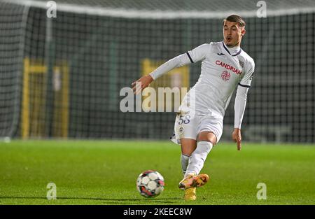 Roeselare, Belgien. 11.. November 2022, Ethan Butera (58) von RSCA Futures während eines Fußballspiels zwischen Club Brugge NXT und RSCA Futures während des 13. Spieltages in der Challenger Pro League für die Saison 2022-2023, am Freitag, den 11.. November 2022 in Roeselare, Belgien. FOTO DAVID CATRY | SPORTPIX Stockfoto