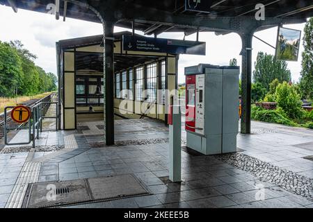 S Wilhelmsruh, S-Bahn-Station bedient S1 & S26 Linien, Reinickendorf, Berlin. Architekt Ernst Schwartz. Stockfoto